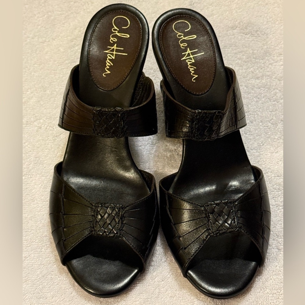 NWOT Cole Haan Size 8 1/2 Women's Black Leather Sandals